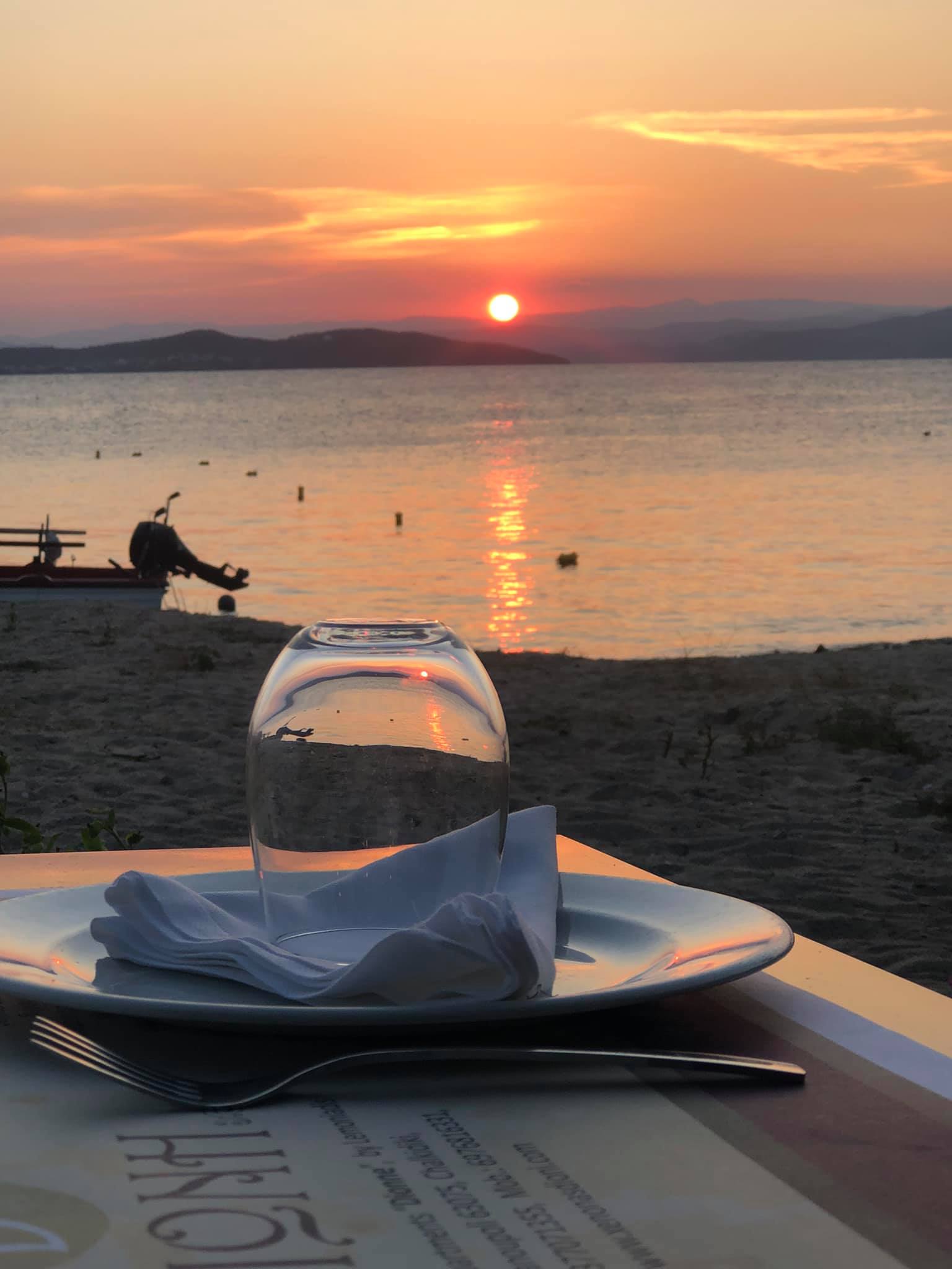 Greek cooking at Lemoniadis